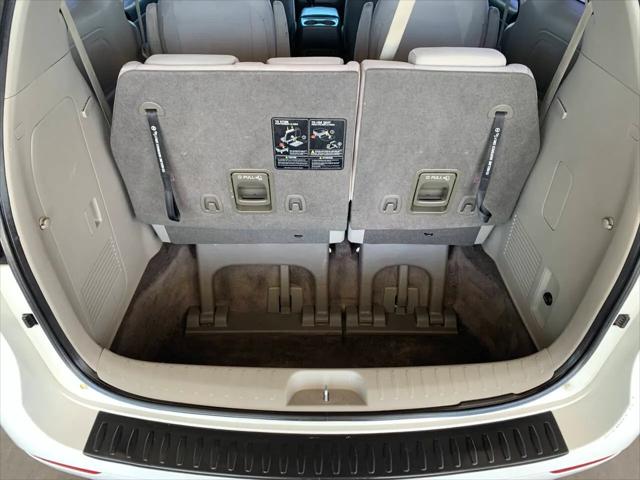 2016 Kia Sedona L