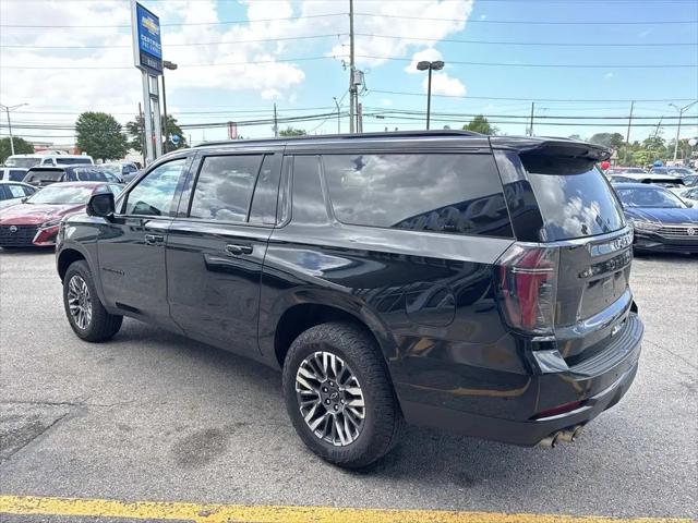 2025 Chevrolet Suburban 4WD Z71