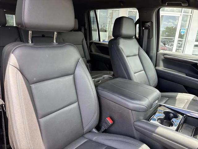 2025 Chevrolet Suburban 4WD Z71