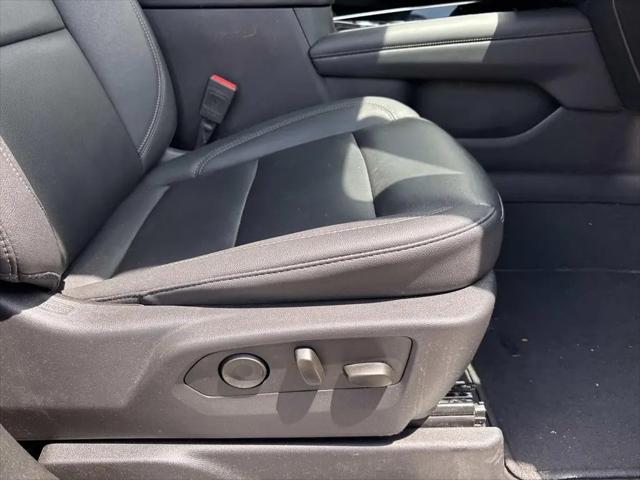 2025 Chevrolet Suburban 4WD Z71