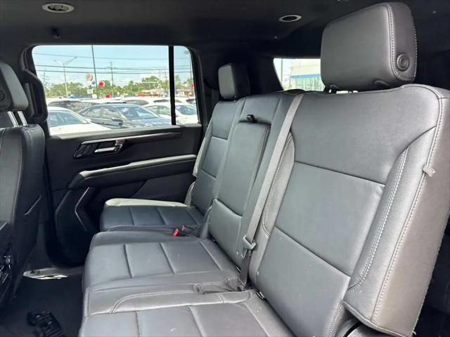 2025 Chevrolet Suburban 4WD Z71