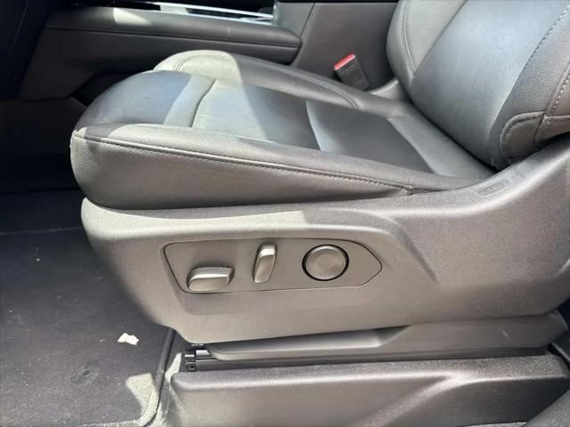 2025 Chevrolet Suburban 4WD Z71