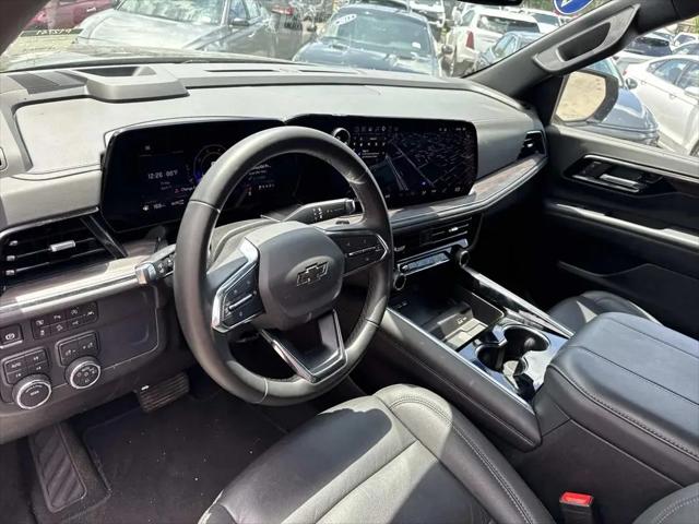 2025 Chevrolet Suburban 4WD Z71