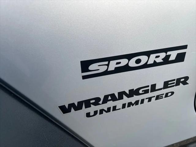 2011 Jeep Wrangler Unlimited Sport