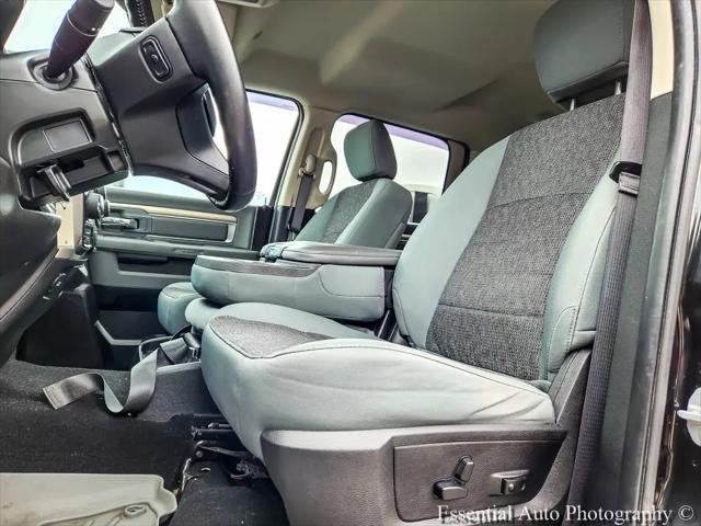 2019 Ram 1500 Classic SLT Crew Cab 4x4 5'7" Box