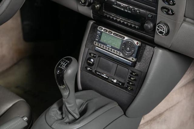 2001 Porsche 911 911 Carrera