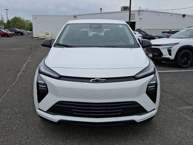 2027 Chevrolet Bolt LT FWD
