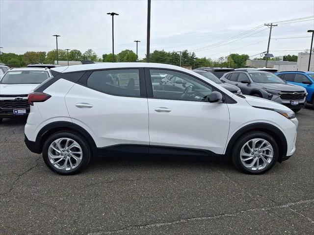 2027 Chevrolet Bolt LT FWD