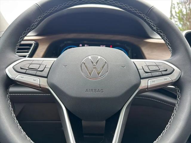 2026 Volkswagen Atlas SE with Technology