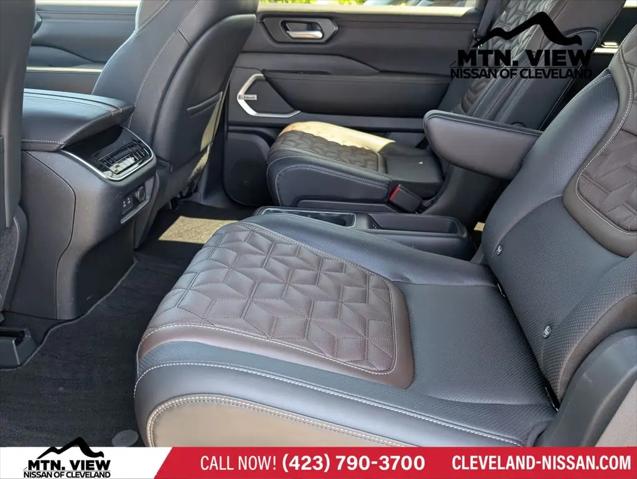 2025 Nissan Armada Platinum 2WD
