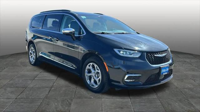 2023 Chrysler Pacifica Limited AWD