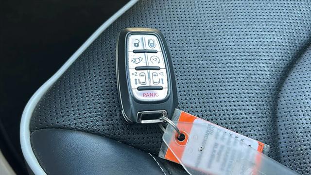2023 Chrysler Pacifica Limited AWD