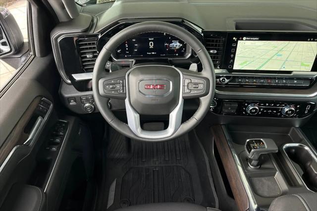 2026 GMC Sierra 1500 Crew Cab, Short Bed, SLT, 4WD