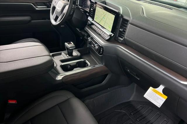 2026 GMC Sierra 1500 Crew Cab, Short Bed, SLT, 4WD