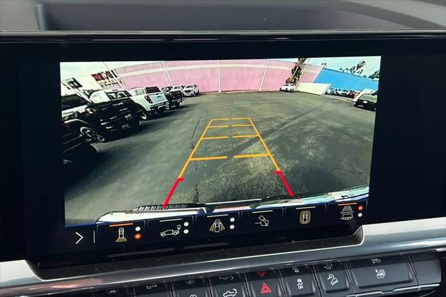 2026 GMC Sierra 1500 Crew Cab, Short Bed, SLT, 4WD