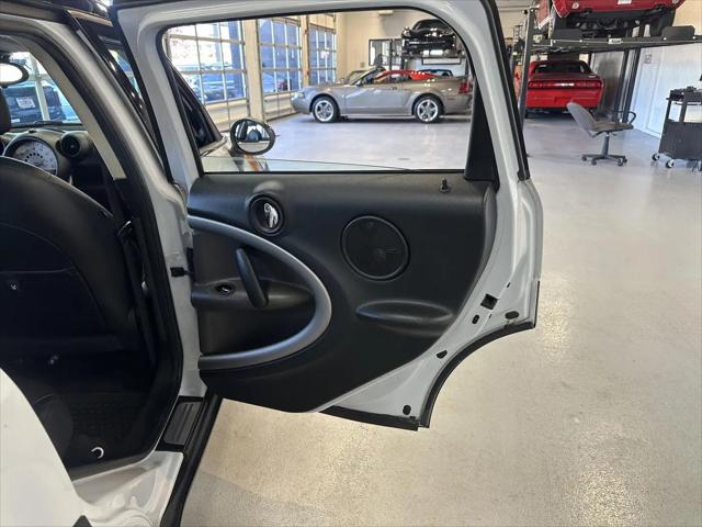 2011 MINI Cooper Countryman Cooper