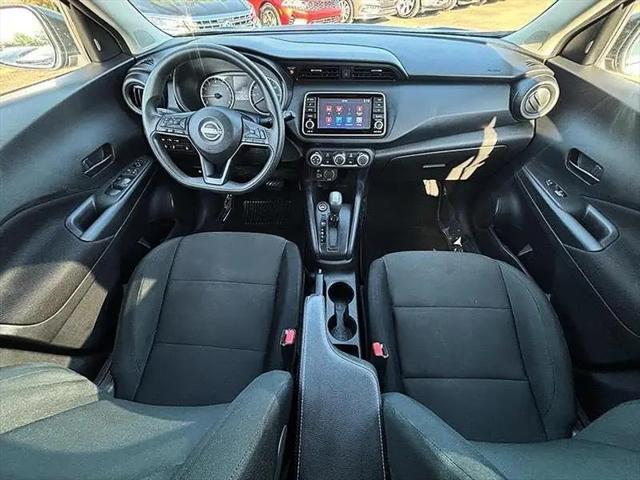 2024 Nissan Kicks S Xtronic CVT