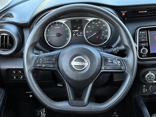 2024 Nissan Kicks S Xtronic CVT