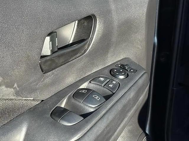 2024 Nissan Kicks S Xtronic CVT