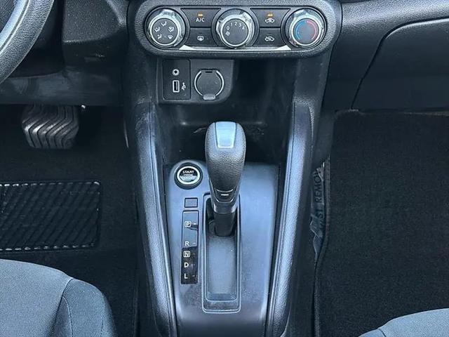 2024 Nissan Kicks S Xtronic CVT