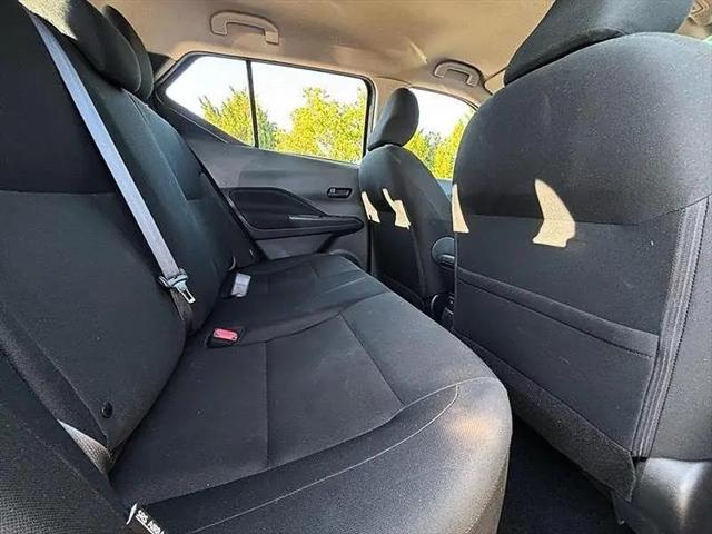 2024 Nissan Kicks S Xtronic CVT