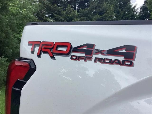 2026 Toyota Tundra SR5 CrewMax 5.5' Bed