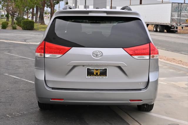 2011 Toyota Sienna LE V6