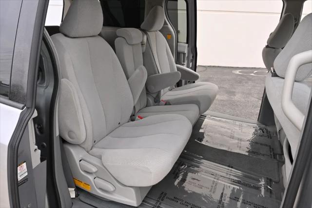 2011 Toyota Sienna LE V6