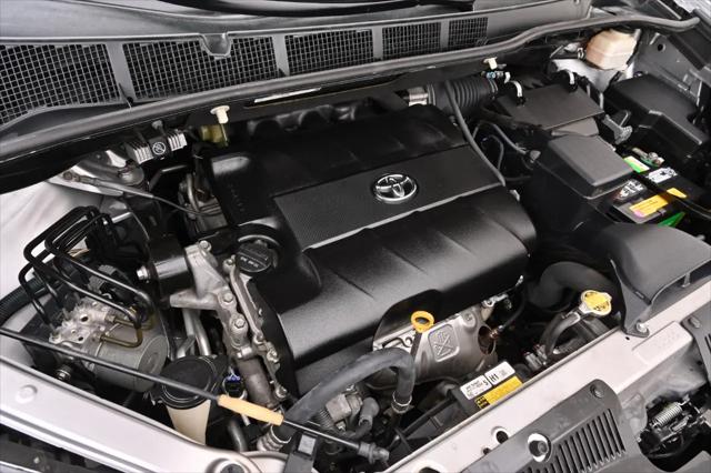 2011 Toyota Sienna LE V6