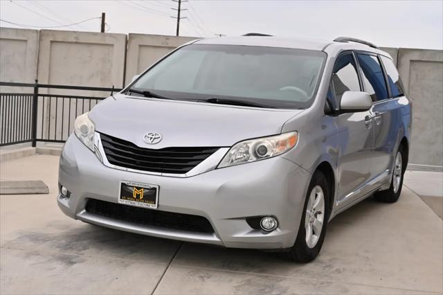 2011 Toyota Sienna LE V6