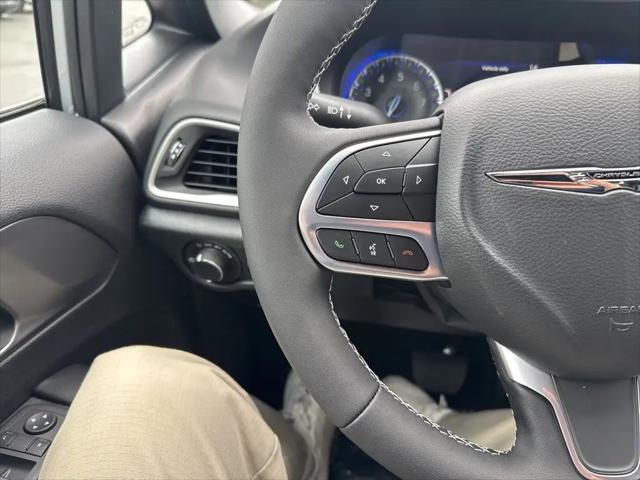 2026 Chrysler Voyager LX