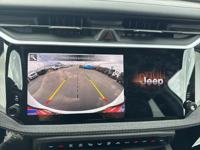 2026 Jeep Cherokee Laredo 4x4