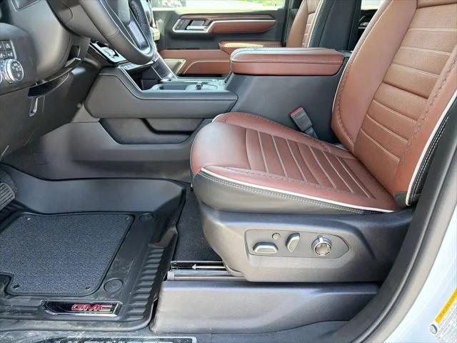 2026 GMC Sierra 2500HD Crew Cab, Standard Bed, Denali Ultimate, 4WD