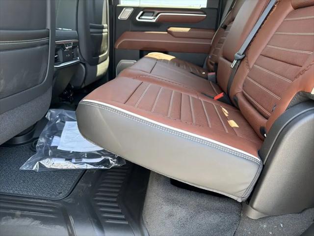 2026 GMC Sierra 2500HD Crew Cab, Standard Bed, Denali Ultimate, 4WD