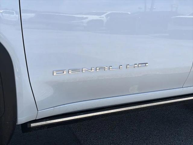 2026 GMC Sierra 2500HD Crew Cab, Standard Bed, Denali Ultimate, 4WD