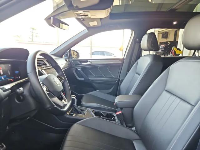 2023 Volkswagen Tiguan 2.0T SE R-Line Black