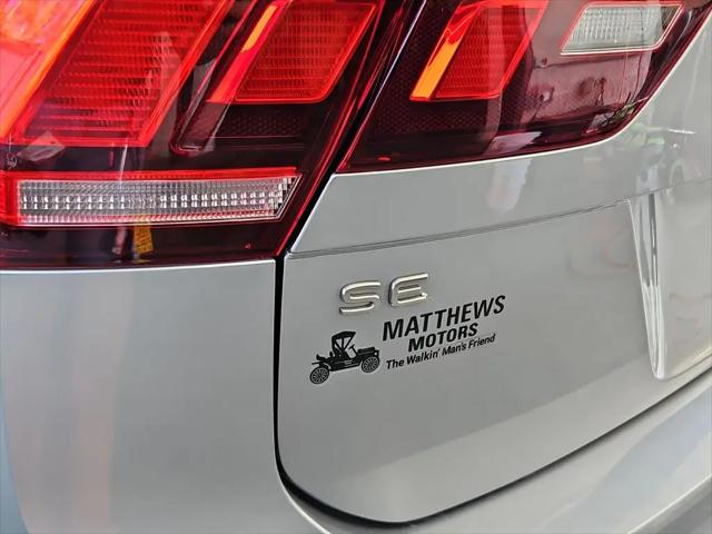 2023 Volkswagen Tiguan 2.0T SE R-Line Black