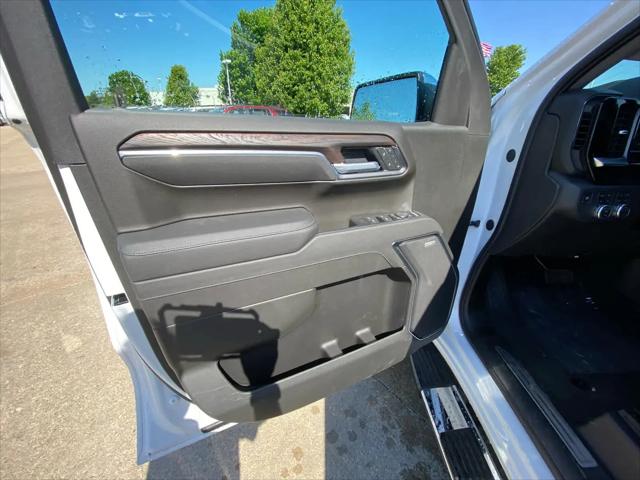2026 GMC Sierra 1500 Crew Cab, Short Bed, SLT, 4WD