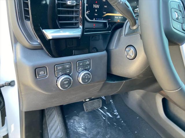 2026 GMC Sierra 1500 Crew Cab, Short Bed, SLT, 4WD