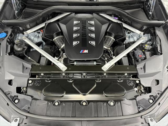2024 BMW X5 M60i
