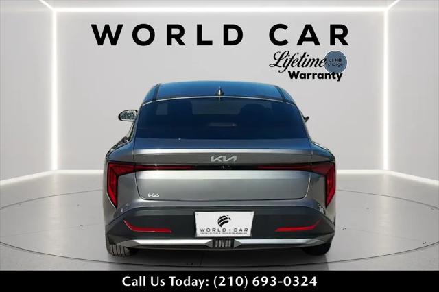 2026 Kia K4 LXS