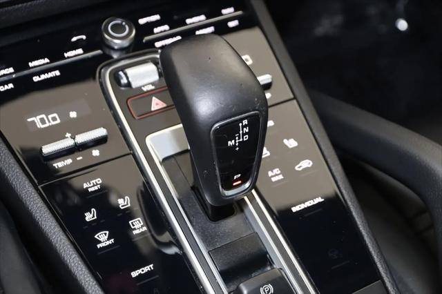 2022 Porsche Cayenne Platinum Edition
