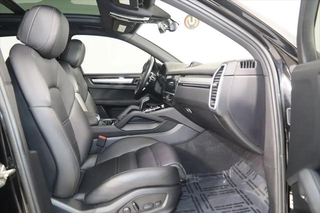 2022 Porsche Cayenne Platinum Edition