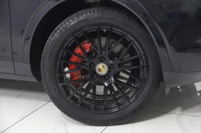 2022 Porsche Cayenne Platinum Edition