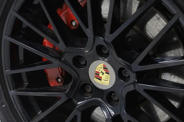 2022 Porsche Cayenne Platinum Edition