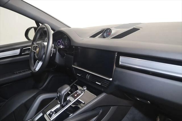 2022 Porsche Cayenne Platinum Edition