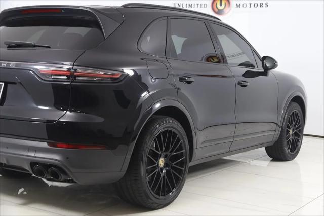 2022 Porsche Cayenne Platinum Edition