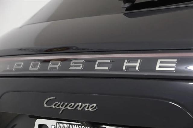 2022 Porsche Cayenne Platinum Edition