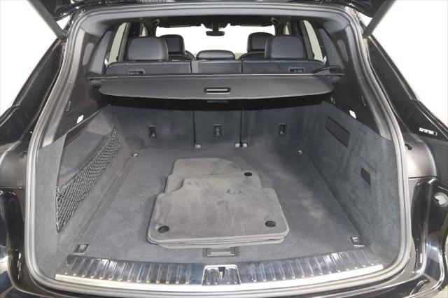 2022 Porsche Cayenne Platinum Edition