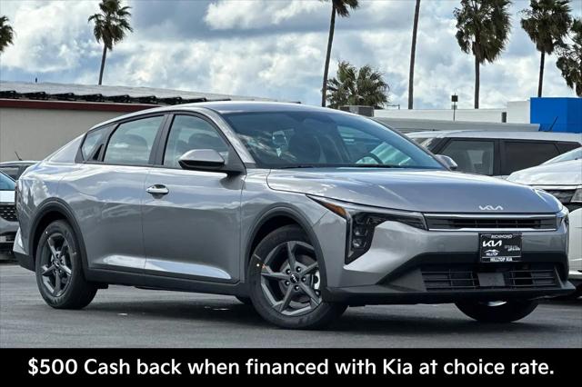 2026 Kia K4 LXS
